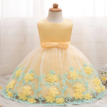 Beautiful Yellow Sleeveless Appliqued Bow A-Line Tulle Empire Popular Little Flower Girl Dresses, ET38