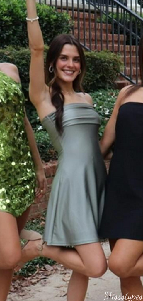 Elegant Strapless A-line Short Mini Homecoming Dress,HM369