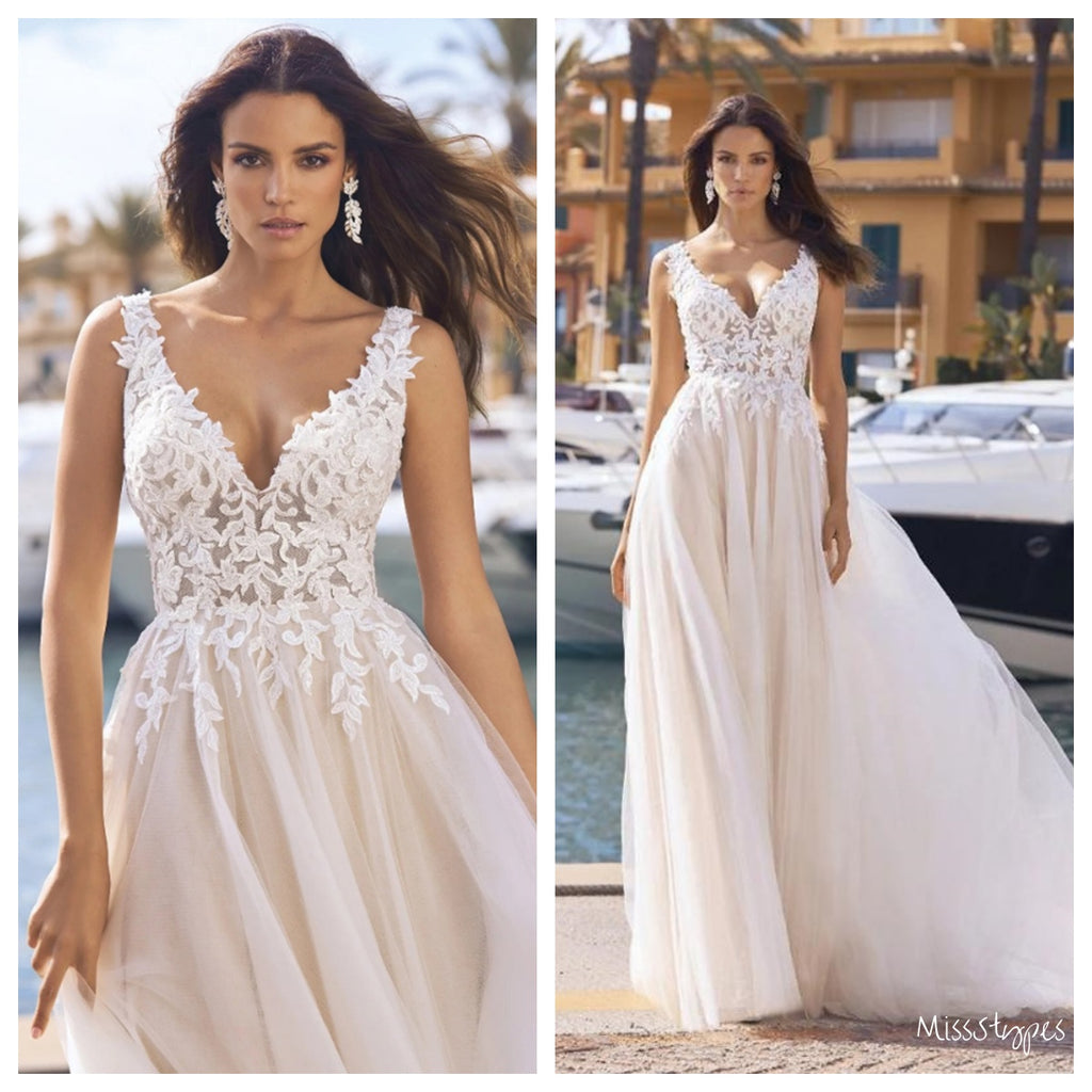 Elegant Flower Appliqued Off-White A-Line Sweetheart Floor-Length Wedding Dresses HS10